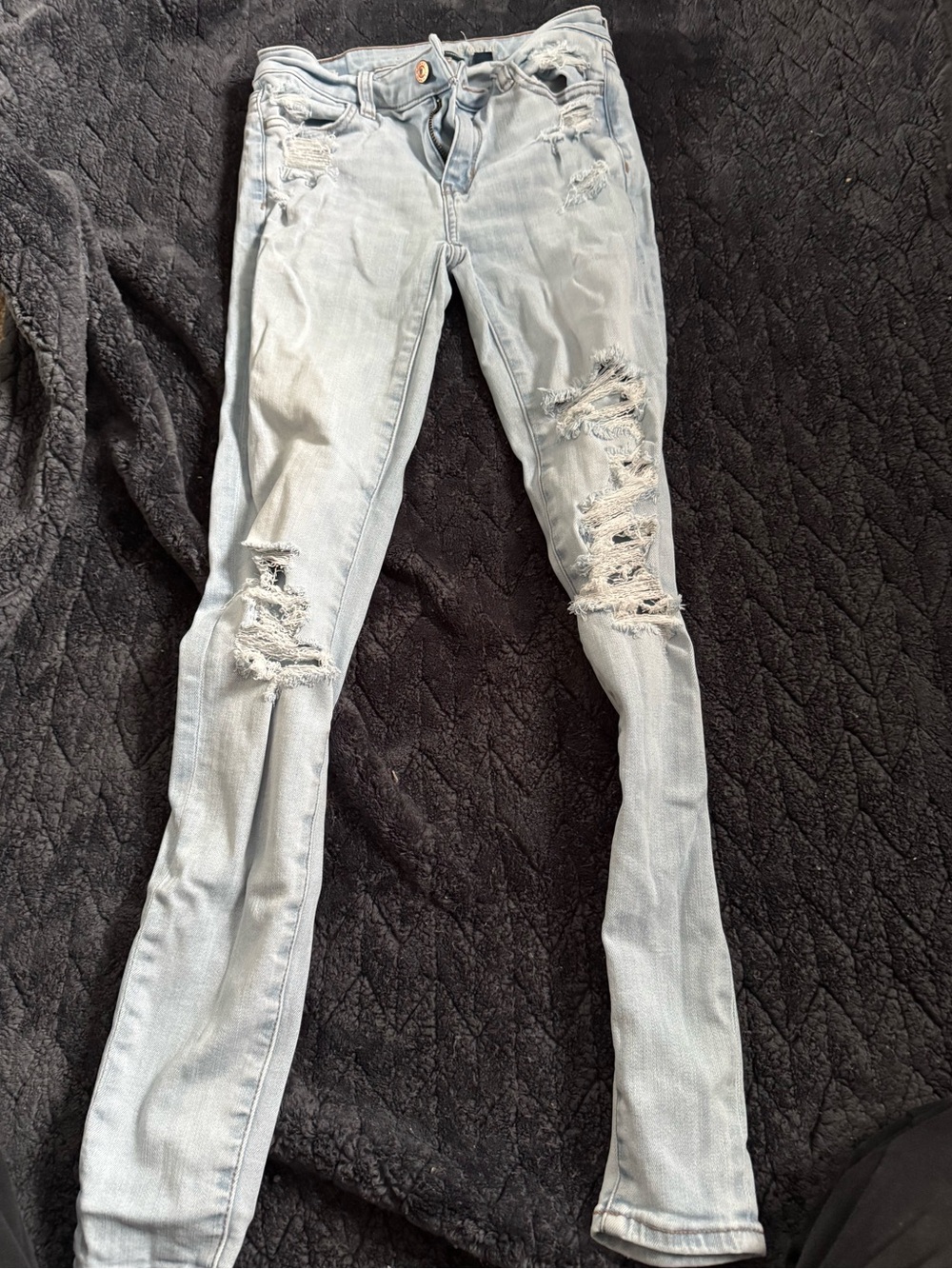 American Eagle Outfitters Light Blue Ripped Skinny Jeans